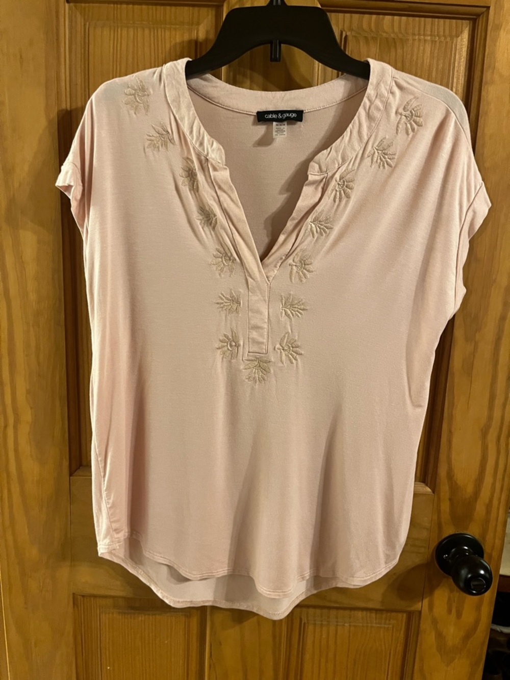 Cable & Gauge Light Pink Embroidered V-Neck Blouse